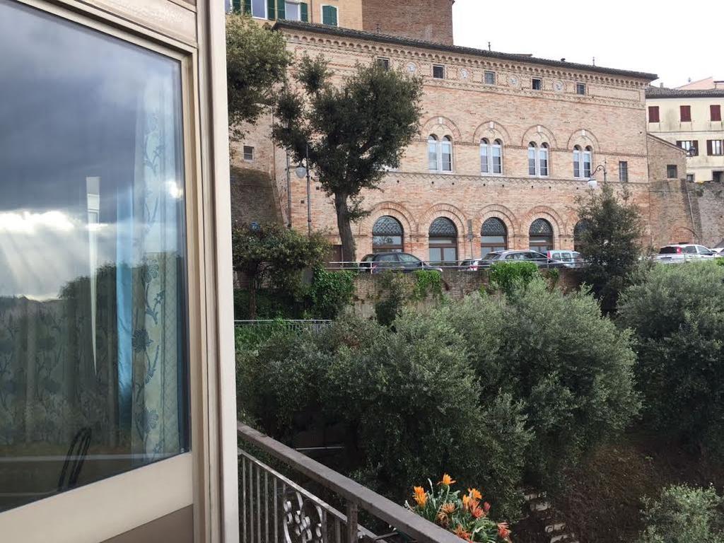 Hotel La Fonte Osimo Kültér fotó
