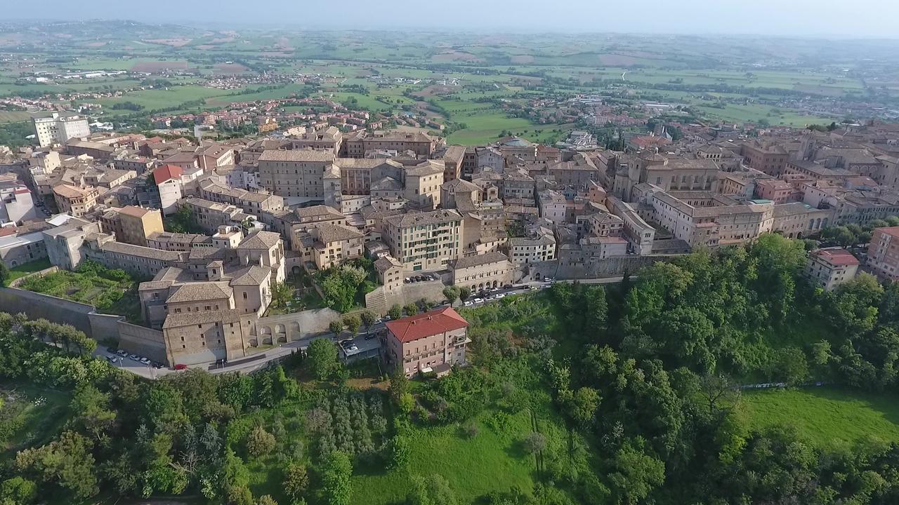 Hotel La Fonte Osimo Kültér fotó