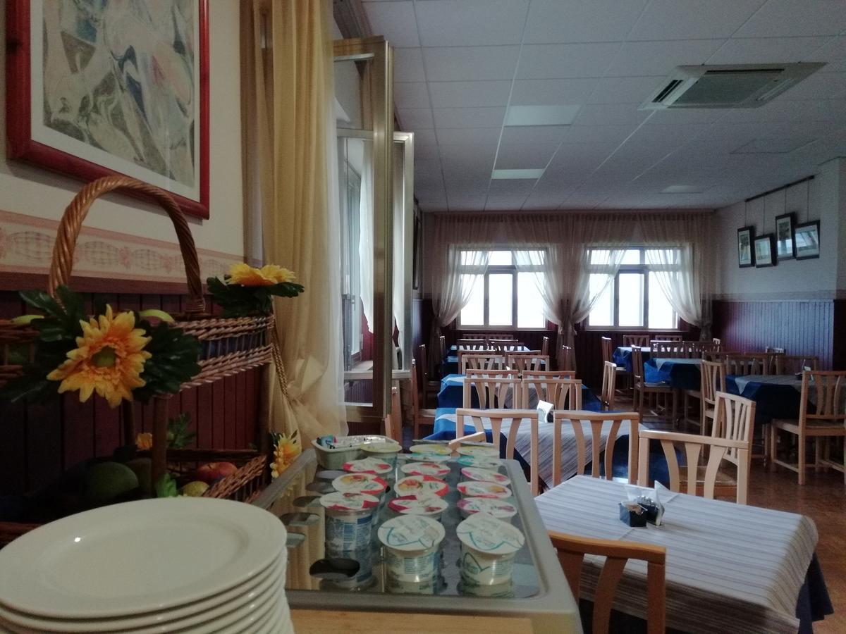 Hotel La Fonte Osimo Kültér fotó